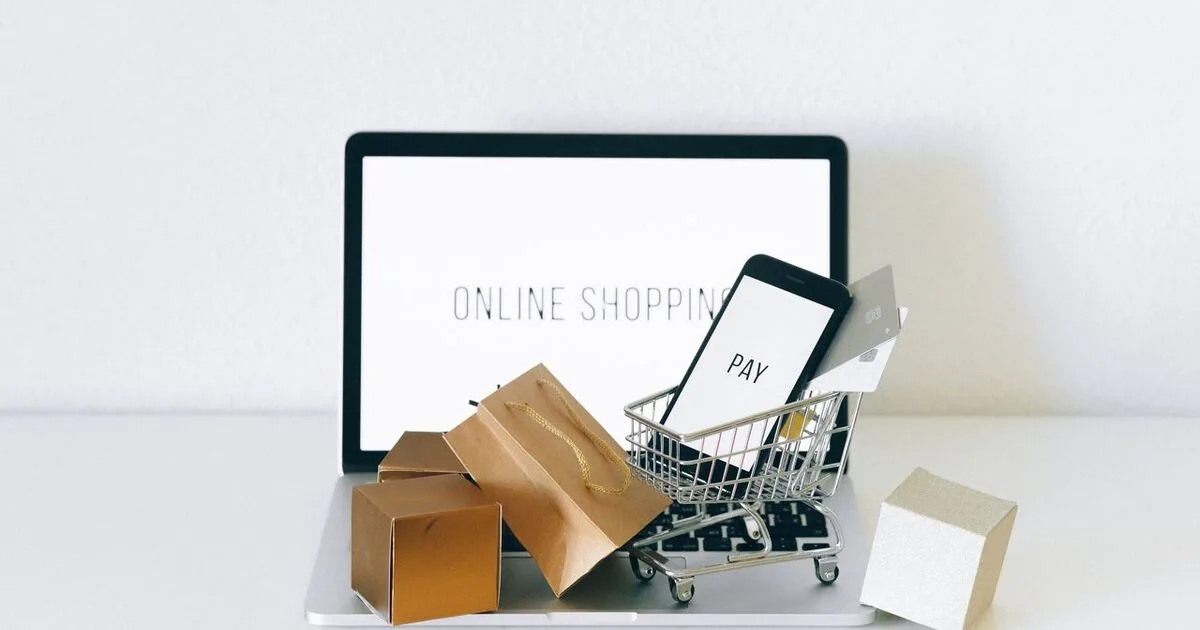 Magento 2 vs Shopify: Enterprise E-Commerce Comparison 2026